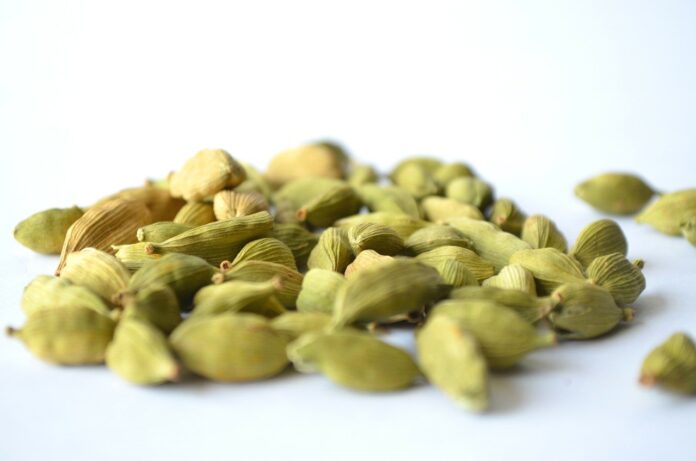 Green cardamom