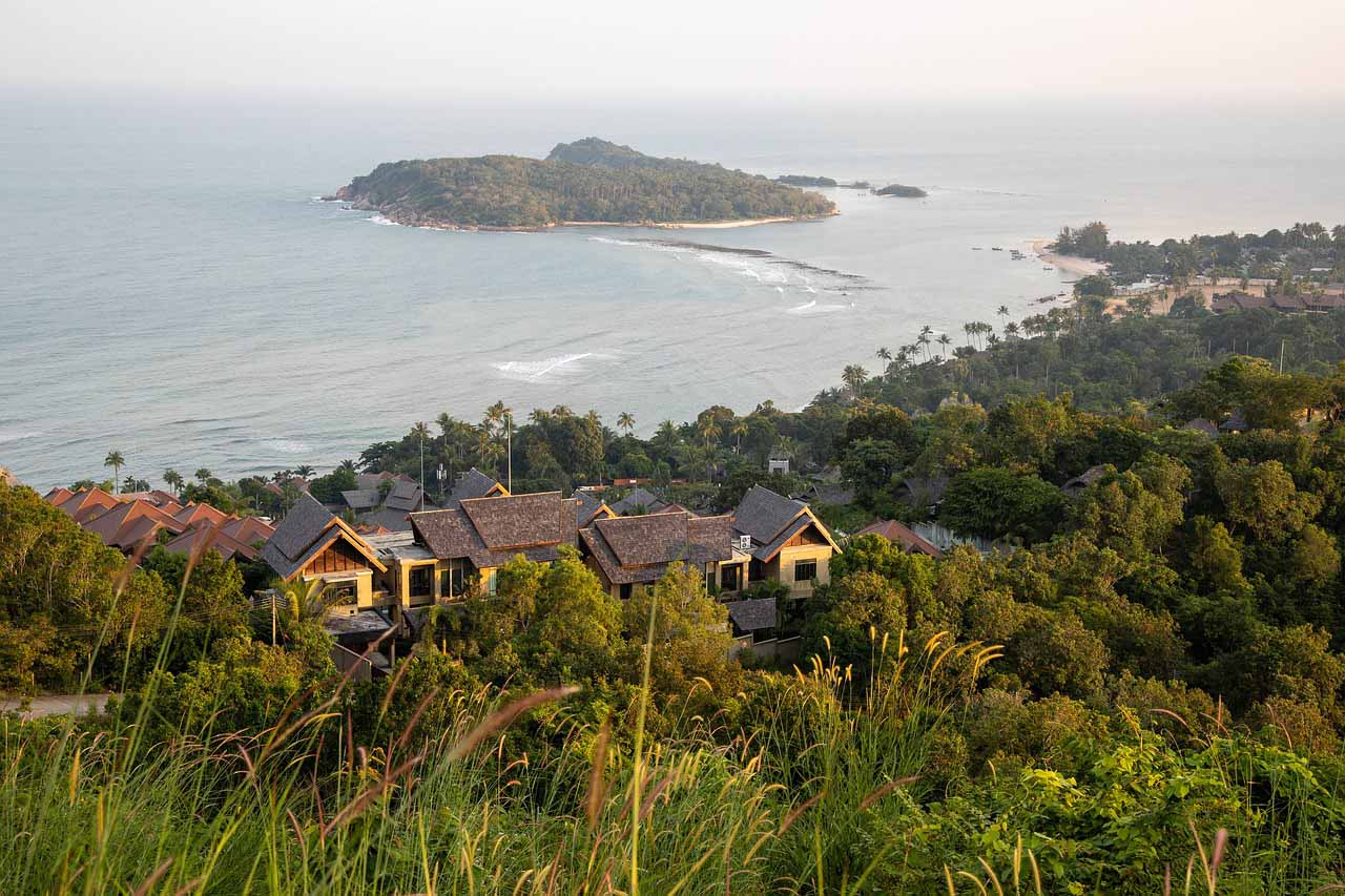 Surfing Koh Samui