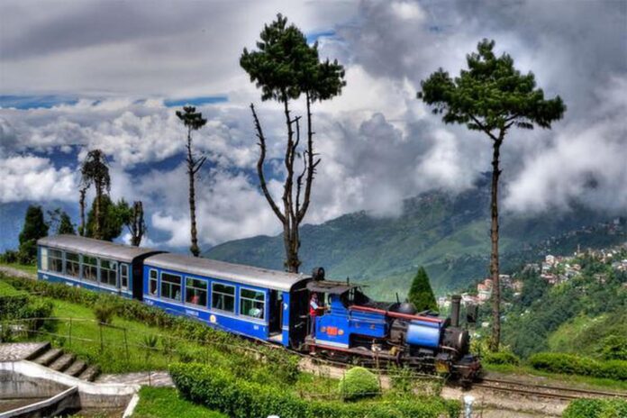 Darjeeling train